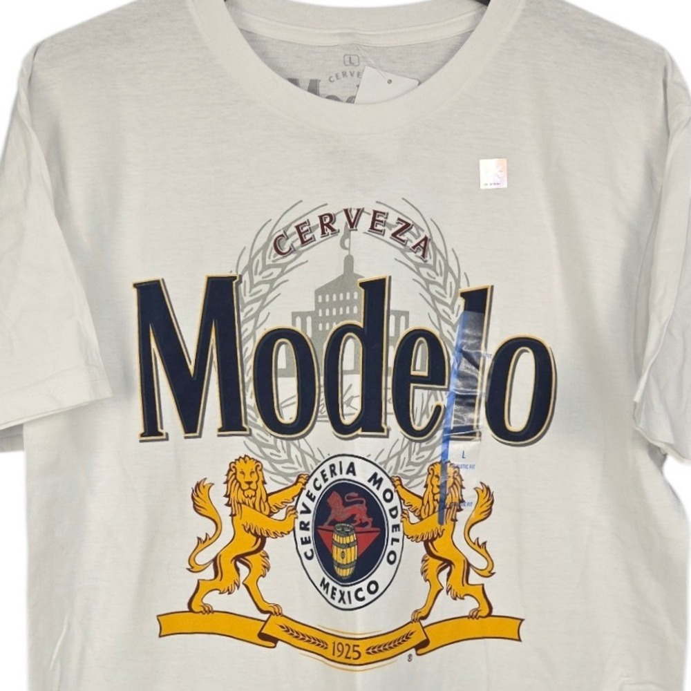 Modelo Beer Graphic T-Shirt Mens Large‎ White Crew Neck Short Sleeve Tee NWT